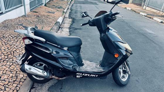 SUZUKI BURGMAN 125 AUTOMATIC SUZUKI BURGMAN 125 AUTOMATIC